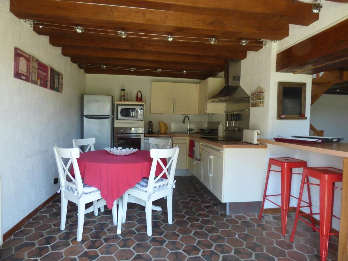 La Pause Campagne Villa Pullay Exterior photo